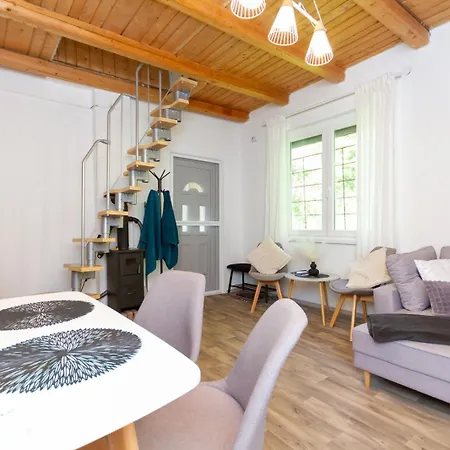 Hilltop Wellness Haven W Ac & Jacuzzi By Nw *
