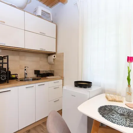 Hilltop Wellness Haven W Ac & Jacuzzi By Nw Apartament *